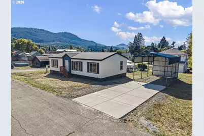 200 Hedrick Creek Ave, Drain, OR 97435 - Photo 8