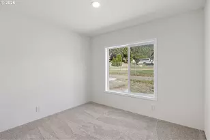 200 Hedrick Creek Ave, Drain, OR 97435 - Photo 28