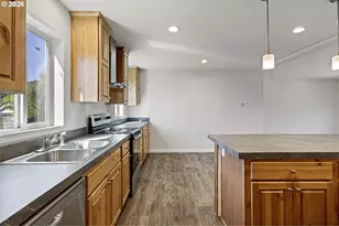 200 Hedrick Creek Ave, Drain, OR 97435 - Photo 22