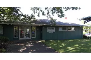 2044 W 17th Ave, Eugene, OR 97402 - Photo 6