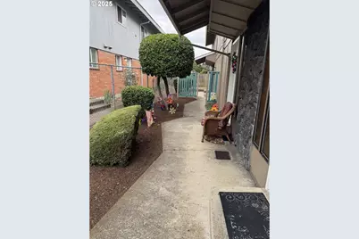 [Address not provided], Vancouver, WA 98660 - Photo 2