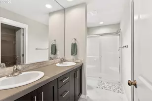 262 W 17th St, Lafayette, OR 97127 - Photo 26