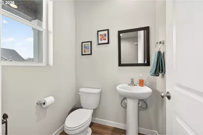 262 W 17th St, Lafayette, OR 97127 - Photo 20