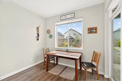 262 W 17th St, Lafayette, OR 97127 - Photo 18