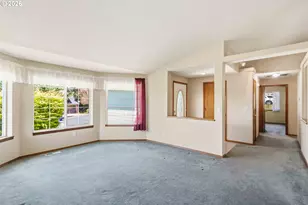 912 Edinburgh Ct, Kelso, WA 98626 - Photo 8