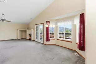 912 Edinburgh Ct, Kelso, WA 98626 - Photo 6