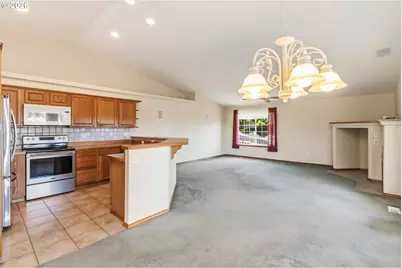 912 Edinburgh Ct, Kelso, WA 98626 - Photo 10