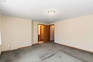 912 Edinburgh Ct, Kelso, WA 98626 - Photo 24