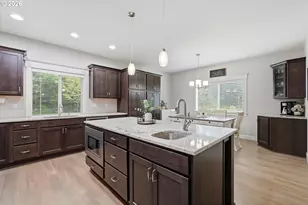 223 SE 29th St, Gresham, OR 97080 - Photo 16