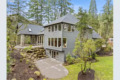 2193 NE 3rd Ave, Camas, WA 98607 - Photo 2