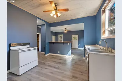 36290 7th St, Nehalem, OR 97131 - Photo 8