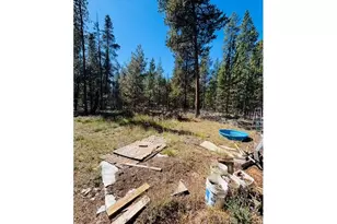 52205 Lechner Ln, La Pine, OR 97739 - Photo 2