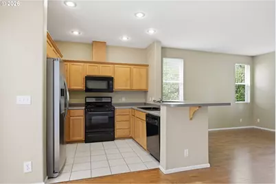 1637 Hamlet Ln, Eugene, OR 97402 - Photo 2