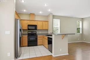 1637 Hamlet Ln, Eugene, OR 97402 - Photo 2