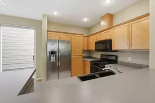 1637 Hamlet Ln, Eugene, OR 97402 - Photo 14