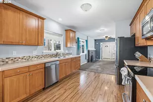 705 Cowlitz Way, Kelso, WA 98626 - Photo 12