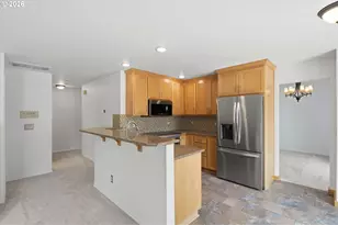 15381 NW Andalusian Way, Portland, OR 97229 - Photo 10