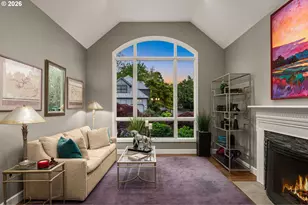 13447 Streamside Ct, Lake Oswego, OR 97035 - Photo 6