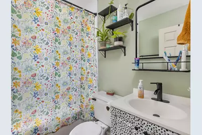 4534 NE 95th Ave, Portland, OR 97220 - Photo 16
