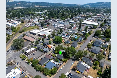 307 W 2nd St, Newberg, OR 97132 - Photo 38