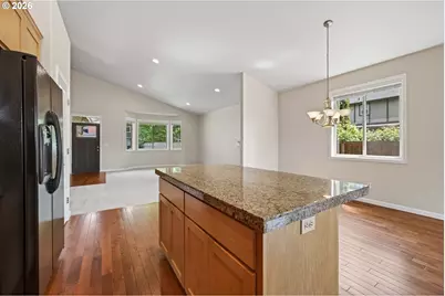 10817 NE 103rd St, Vancouver, WA 98662 - Photo 8