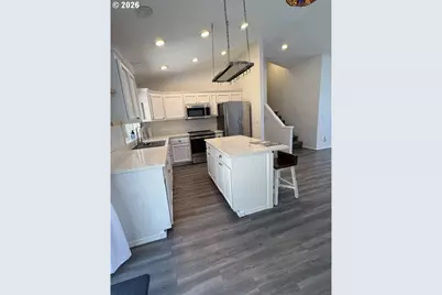 16610 SE Harold Ave, Milwaukie, OR 97267 - Photo 6