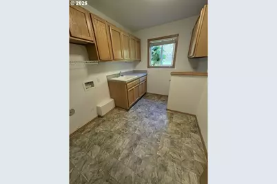 16610 SE Harold Ave, Milwaukie, OR 97267 - Photo 14