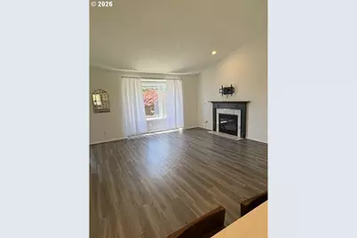 16610 SE Harold Ave, Milwaukie, OR 97267 - Photo 4