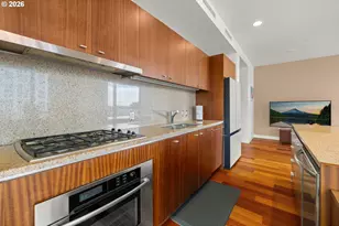 841 S Gaines St, Portland, OR 97239 - Photo 28