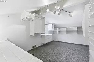 609 N Tomahawk Island Dr, Portland, OR 97217 - Photo 36