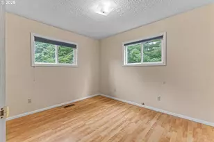 93521 Pleasant Valley Ln, Myrtle Point, OR 97458 - Photo 18