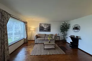 4231 SE 80th Ave, Portland, OR 97206 - Photo 2