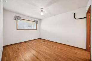 16910 SE Morrison Ct, Portland, OR 97233 - Photo 16