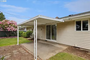 16910 SE Morrison Ct, Portland, OR 97233 - Photo 36