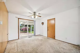 16910 SE Morrison Ct, Portland, OR 97233 - Photo 10