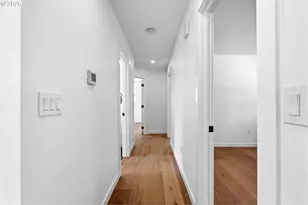 3704 SE Raymond St, Portland, OR 97202 - Photo 18