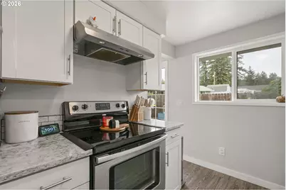 320 SW Ivy St, Willamina, OR 97396 - Photo 18