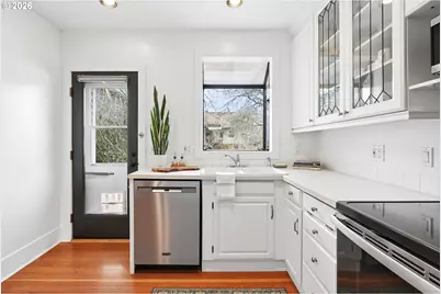 3323 SE 55th Ave, Portland, OR 97206 - Photo 14