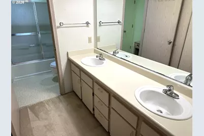 5059 Foothills Dr #D (112), Lake Oswego, OR 97034 - Photo 28