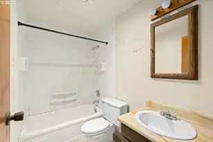 10249 N Tyler Ave, Portland, OR 97203 - Photo 22