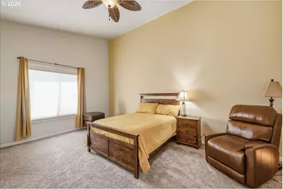 20847 Yukon St, Aurora, OR 97002 - Photo 20