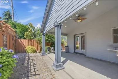 20847 Yukon St, Aurora, OR 97002 - Photo 34
