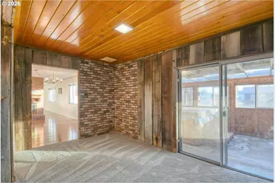 71642 SW Park Ln, Pendleton, OR 97801 - Photo 18