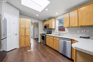 1005 Ferry St, Dayton, OR 97114 - Photo 10