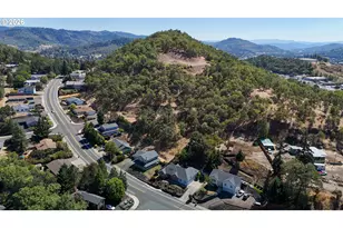 1050 NE Garden Valley Blvd, Roseburg, OR 97470 - Photo 42