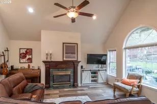 1050 NE Garden Valley Blvd, Roseburg, OR 97470 - Photo 6