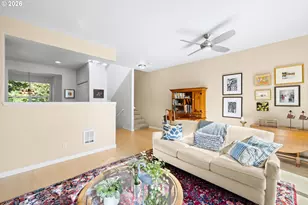 13240 SW Raptor Pl, Tigard, OR 97223 - Photo 8