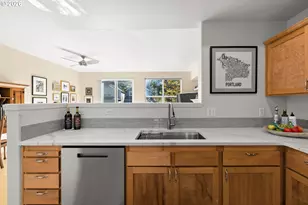 13240 SW Raptor Pl, Tigard, OR 97223 - Photo 10