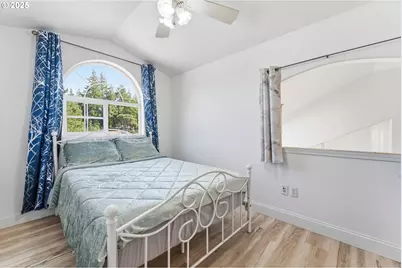 2222 Ash St, North Bend, OR 97459 - Photo 24