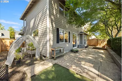 8310 SW Norfolk Ln, Portland, OR 97224 - Photo 36